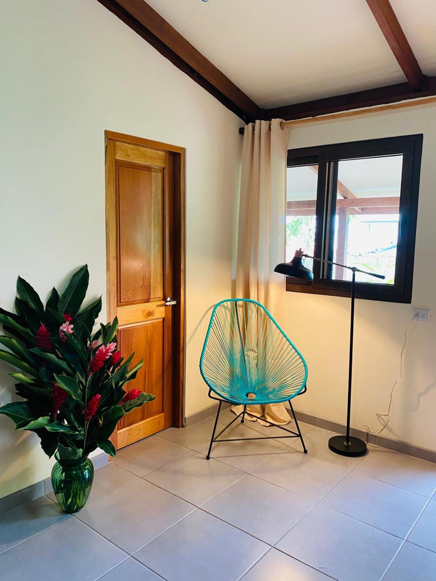 El Hostel Del Patio Тортугеро Екстериор снимка